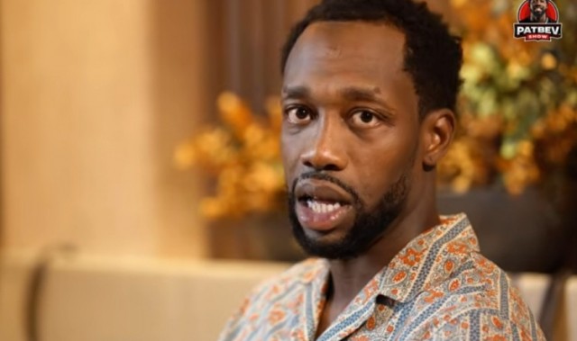 贝弗利：巴爷为何总人身攻击？我可不是老鱼 你打球比不上我一根